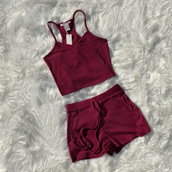 Fashion Nova Tops - Ribbed Set in Burgundy